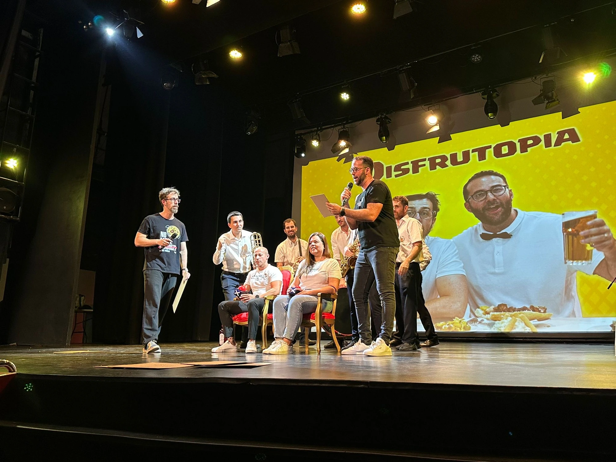 Jajajers en directe a Disfrutopia